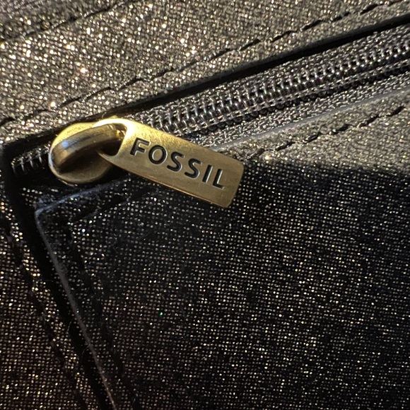 Fossil wristlet wallet/ evening purse. - Picture 8 of 8